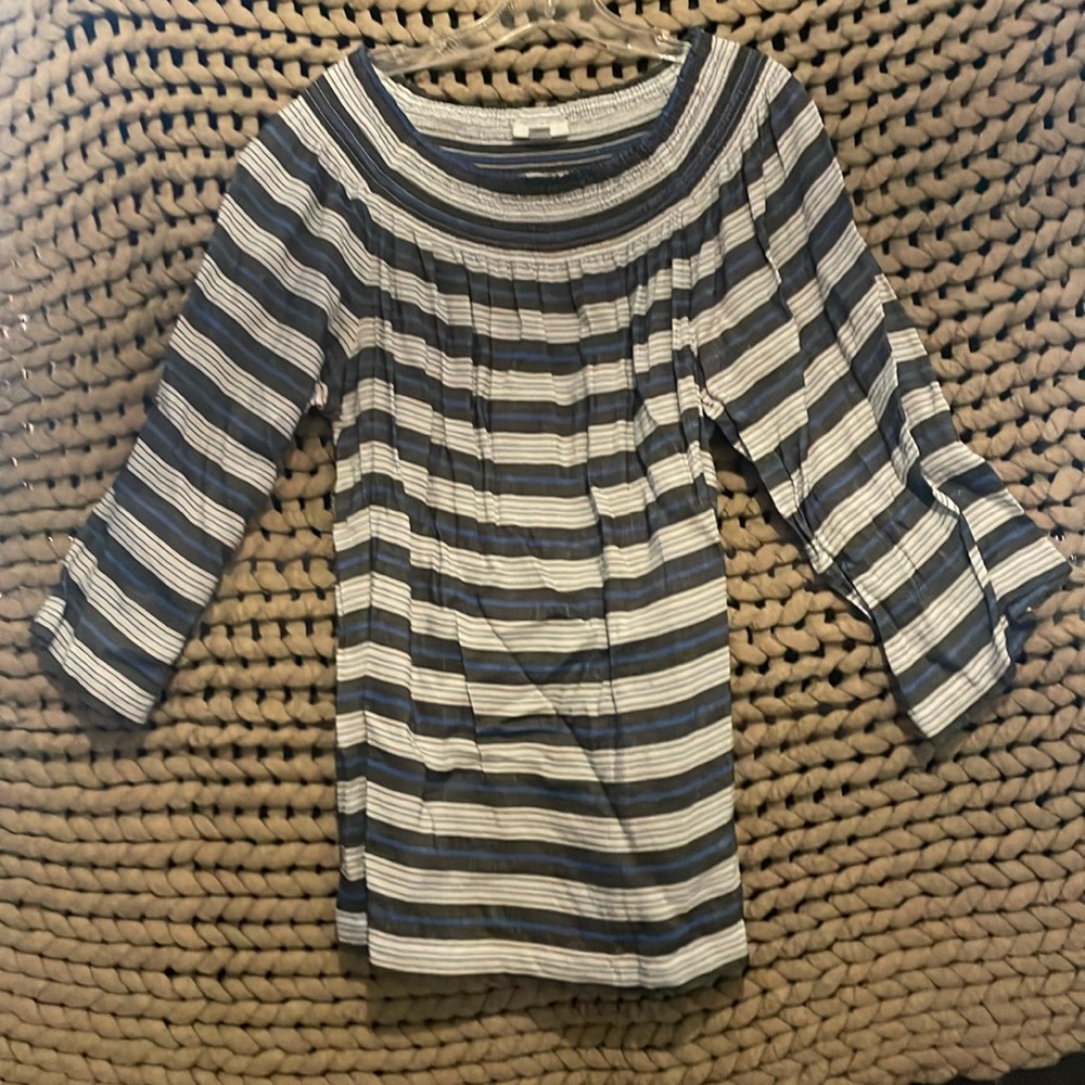 Women’s blouse